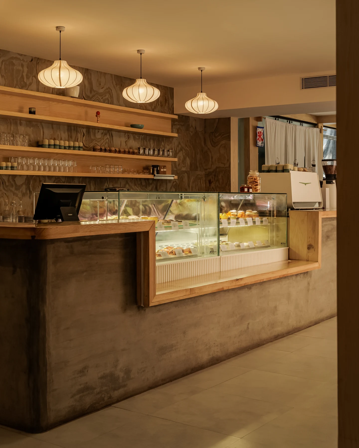 The IKOI café and bakery counter